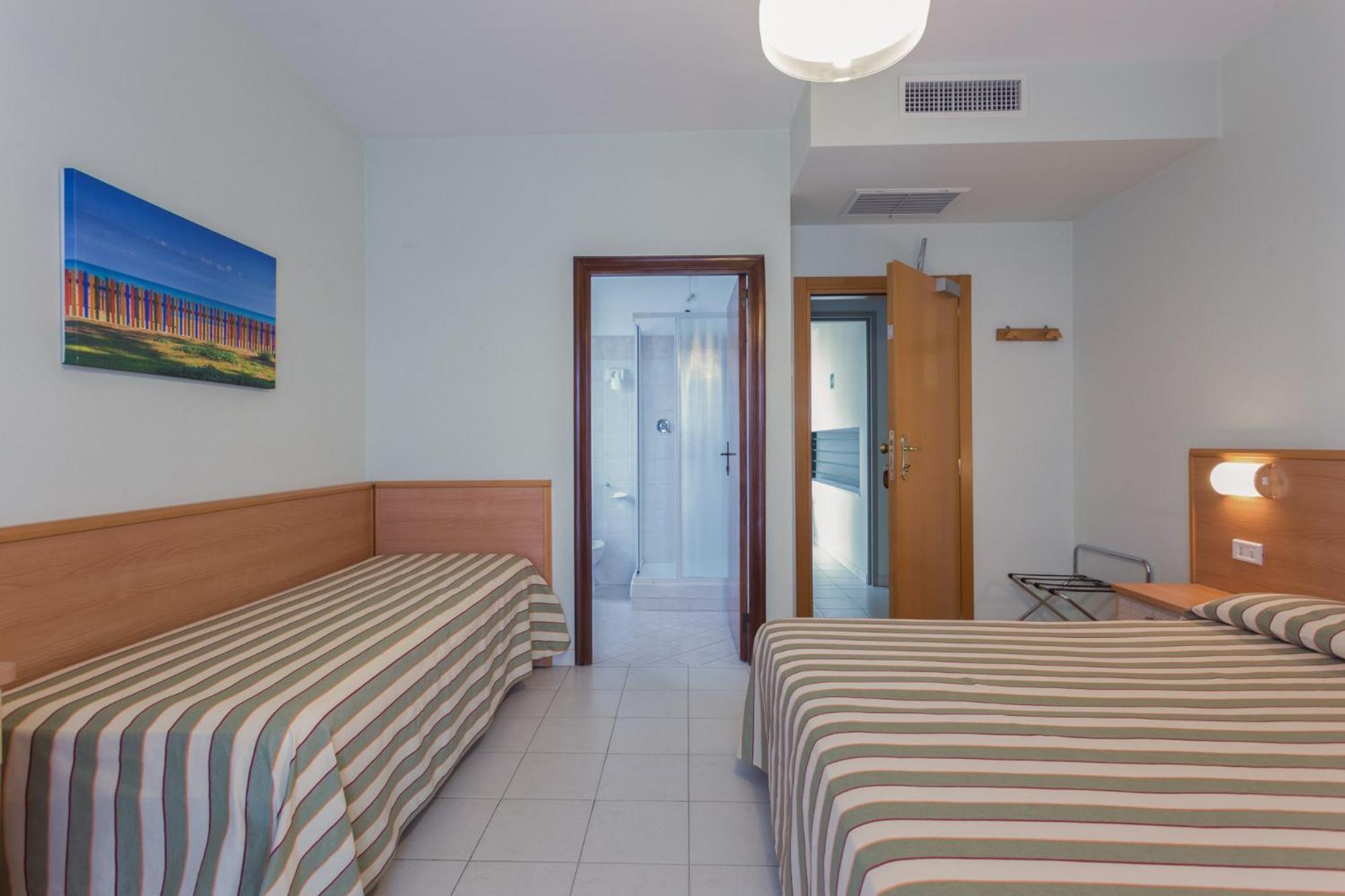 Hotel Jollino Pineto Eksteriør bilde