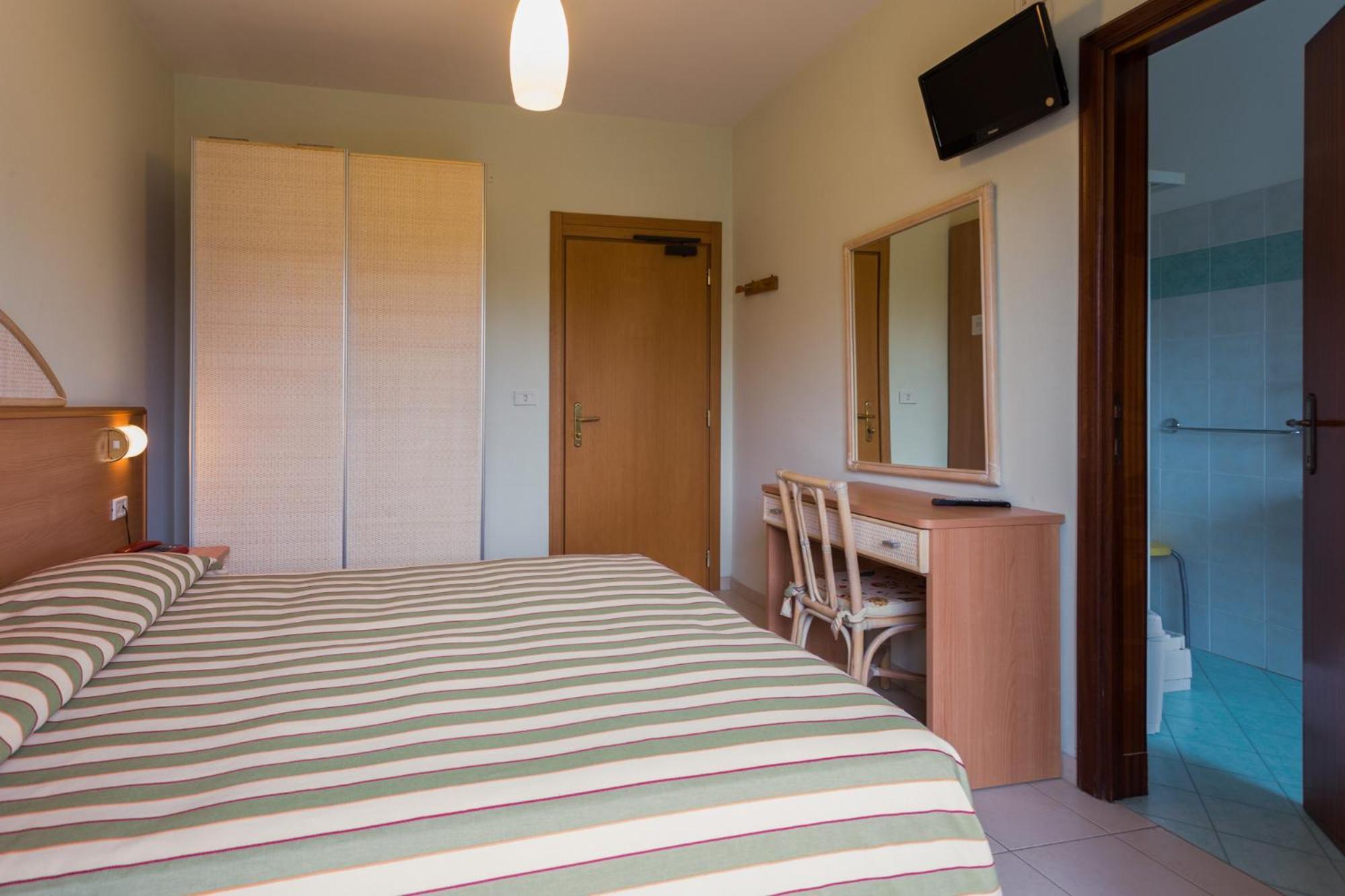 Hotel Jollino Pineto Eksteriør bilde